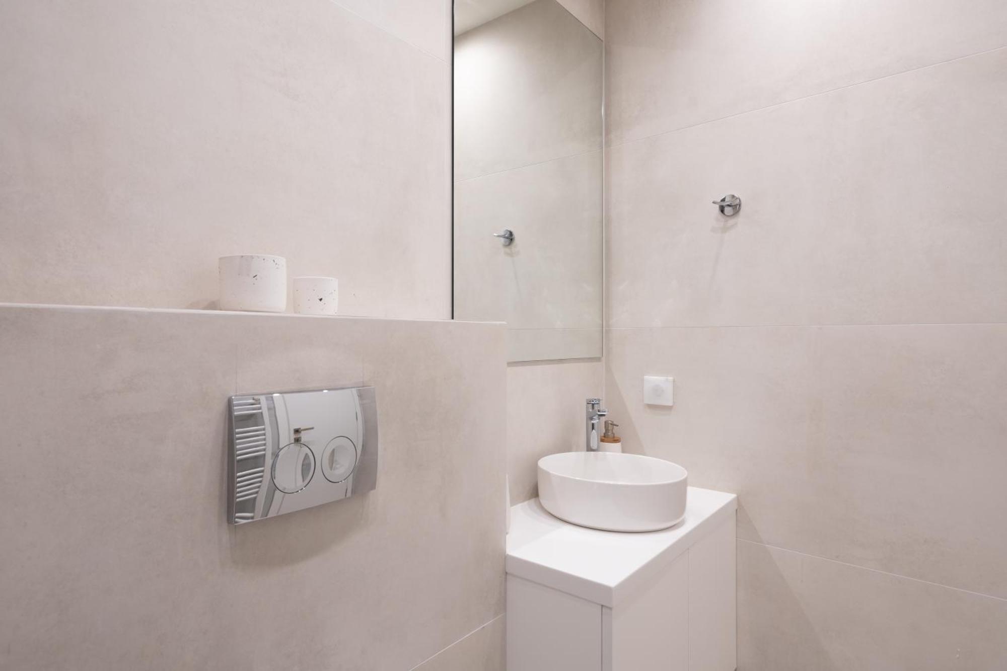Newly Renovated 2 Bedroom Apartment, 5Min To Metro Athen Eksteriør billede