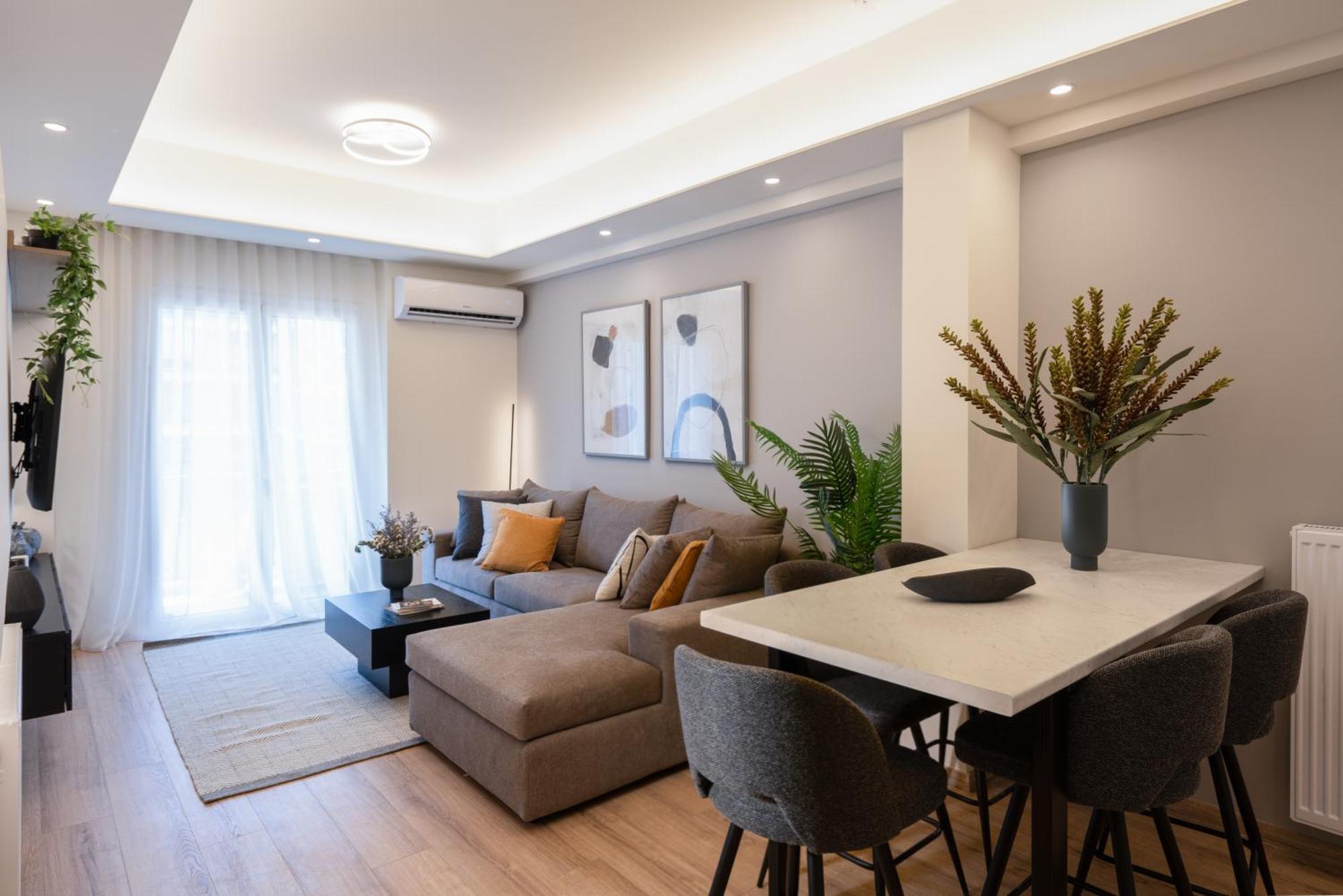 Newly Renovated 2 Bedroom Apartment, 5Min To Metro Athen Eksteriør billede